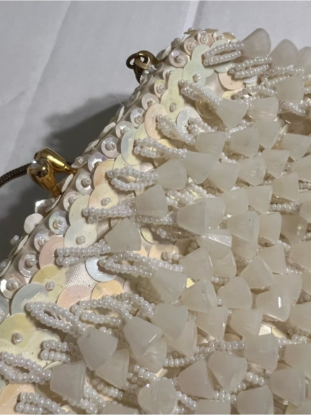 Vintage 1950s Formal Richere Bag
Walborg Ivory Satin Beaded Sequins
Mid-Century - Picture 6 of 8